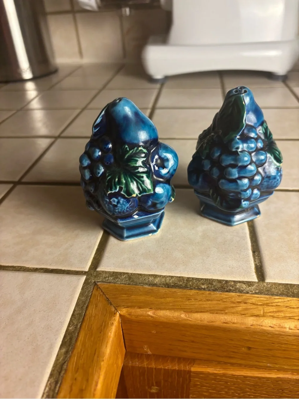 Vintage Inarco Blue Mood Indigo Salt & Pepper Shakers Blue Fruit Japan MCM 1960s